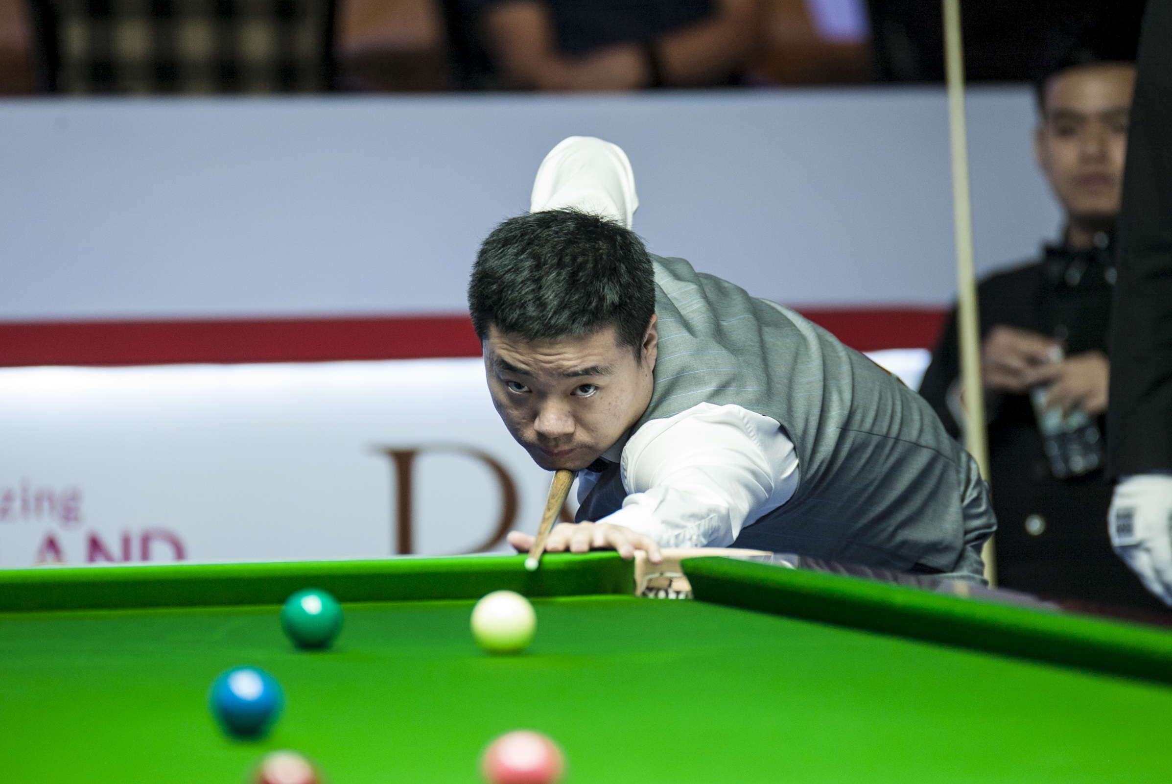 在保持控球 在保持控球