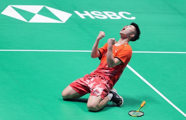 酒店与餐厅 酒店与餐厅